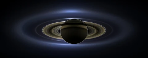 The Day the Earth Smiled: ảnh ghép Sao Thổ ngược sáng từ Cassini, năm 2013